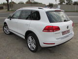 Volkswagen Touareg foto 3