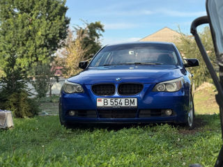 BMW 5 Series foto 3