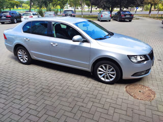 Skoda Superb foto 3