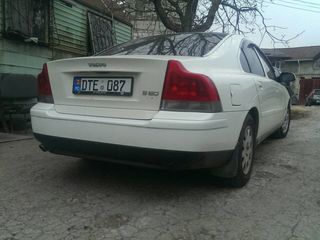 Volvo S60 foto 3