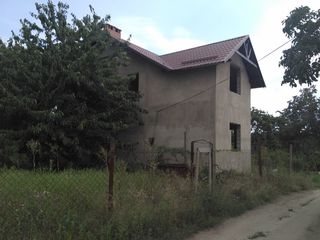 Casa pe pamint - urgent de vinzare foto 5