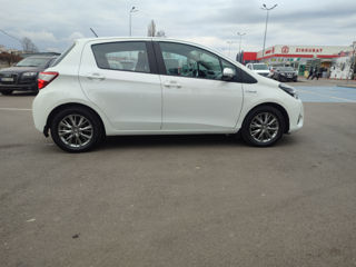 Toyota Yaris foto 6