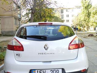 Renault Megane foto 2