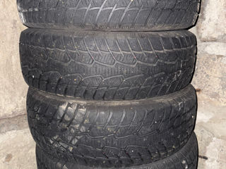 215/65 R16