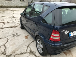 Mercedes A-Class foto 6