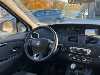 Renault Grand Scenic foto 10