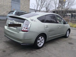 Toyota Prius foto 3