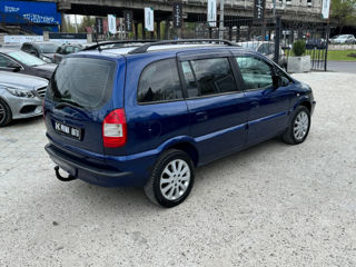 Opel Zafira foto 6