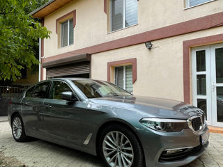 BMW 5 Series foto 2