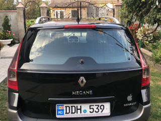 Renault Megane foto 2