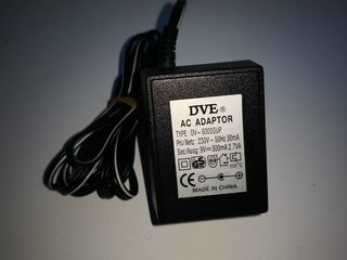 1. dve dv-9300s ac adapter 9vdc 300ma class 2 transformer power supply 3. ac-dc adaptor 0301000dg / foto 1