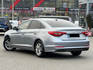 Hyundai Sonata foto 5