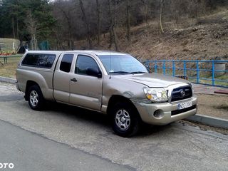 Toyota Hilux foto 4