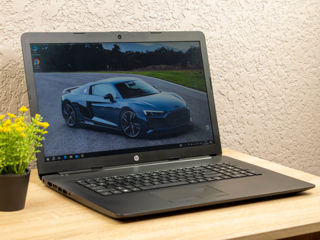 Hp 17 Touch/ Ryzen 5 4500U/ 8Gb Ram/ 256Gb SSD/17.3" HD+ Touch!!