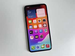 iPhone 11 Pro 64Gb foto 1