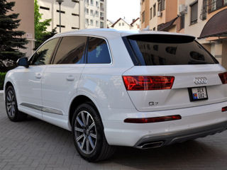 Audi Q7 foto 8