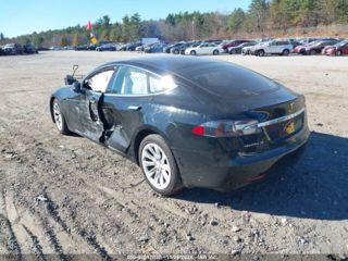 Tesla Model S foto 4