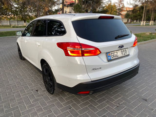 Ford Focus foto 5