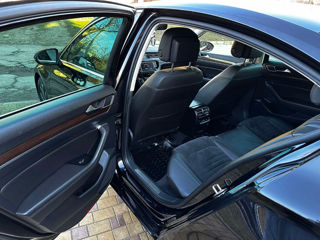 Volkswagen Passat foto 8