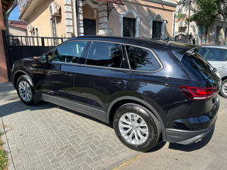 Volkswagen Touareg foto 4