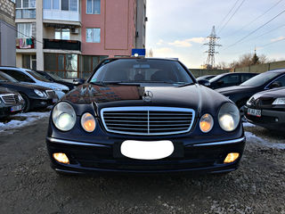 Mercedes E Class foto 5