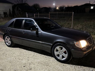 Mercedes S-Class foto 2