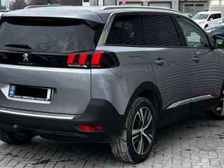 Peugeot 5008 foto 3