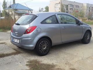 Opel Corsa foto 3