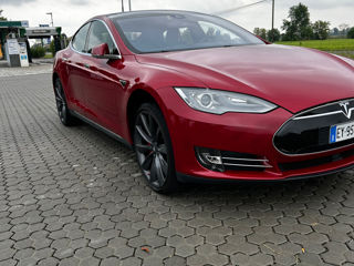 Tesla Model S foto 10