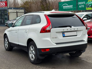 Volvo XC60 foto 8