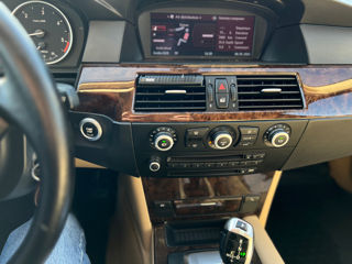 BMW 5 Series foto 9