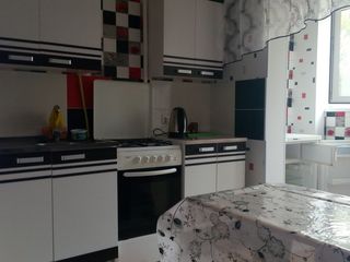 Apartament cu 2 camere, 50 m², Autogara, Bălți foto 5