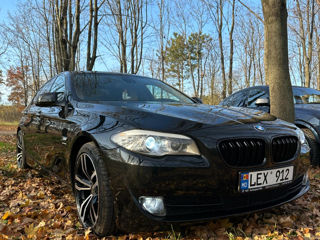 BMW 5 Series foto 9