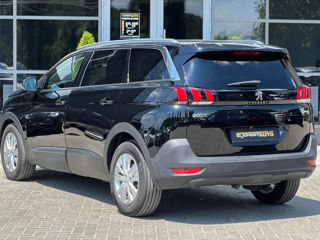 Peugeot 5008 foto 4