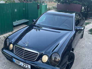 Mercedes E-Class