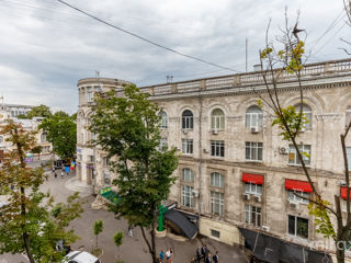 Apartament cu 2 camere, 90 m², Centru, Chișinău foto 20