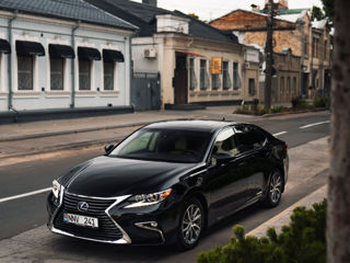 Lexus ES Series