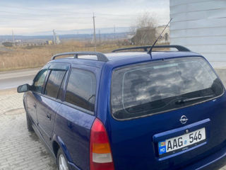 Opel Astra foto 4