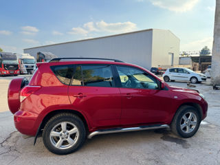 Toyota Rav 4 foto 2