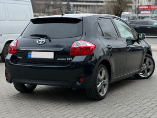 Toyota Auris foto 2