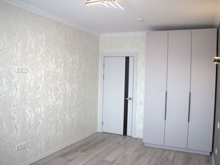 Apartament cu 2 camere, 72 m², Buiucani, Chișinău foto 4