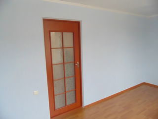 Apartament in or. Riscani nu scump foto 8