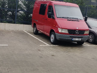 Mercedes Sprinter foto 2