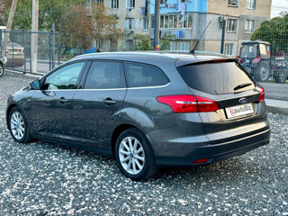 Ford Focus foto 4