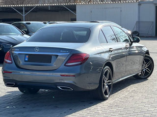 Mercedes E-Class foto 3