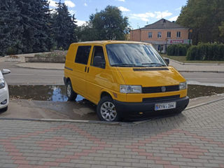 Volkswagen Transporter foto 1