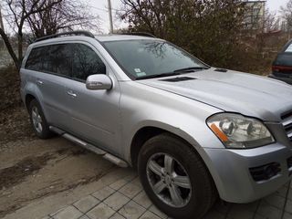 Mercedes GL Class foto 2