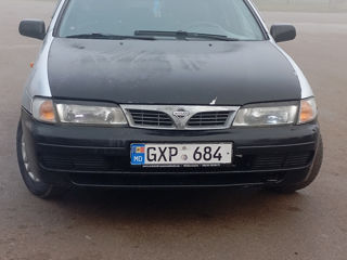 Nissan Almera foto 6