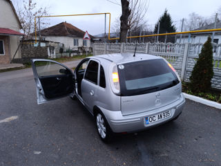 Opel Corsa foto 4