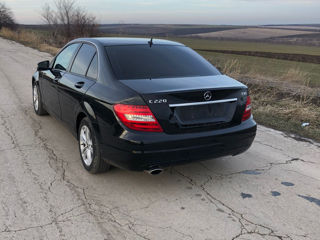 Piese auto w204  C-class / razborka foto 4